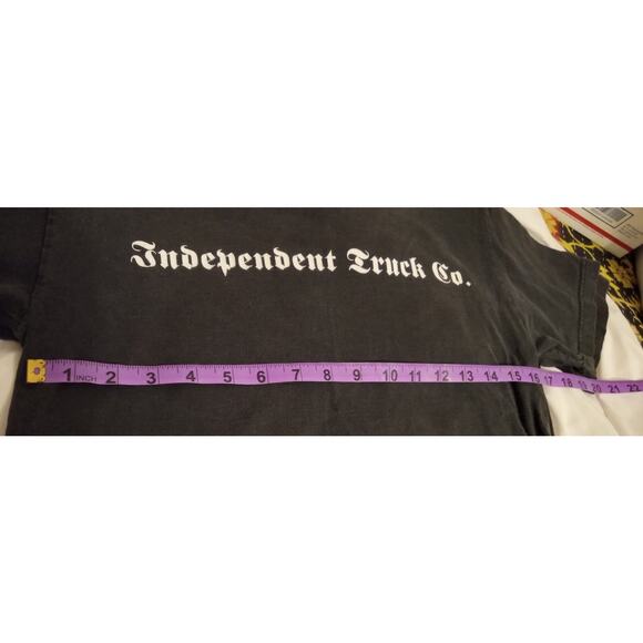 Vintage 90s Independent Truck Co Tee Black Small OG Skateboard RARE FIND - Picture 6 of 7